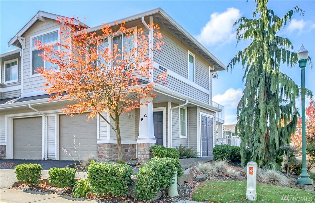 Property Photo: 6533 Isaac Ave SE F WA 98092