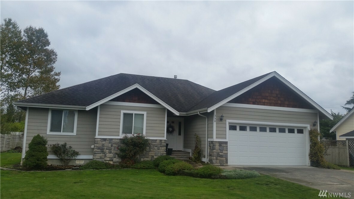 Property Photo: 350 8th St WA 98230