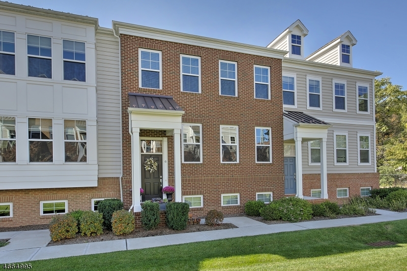 Property Photo: 12 Macculloch Ave, Unit 6 NJ 07960