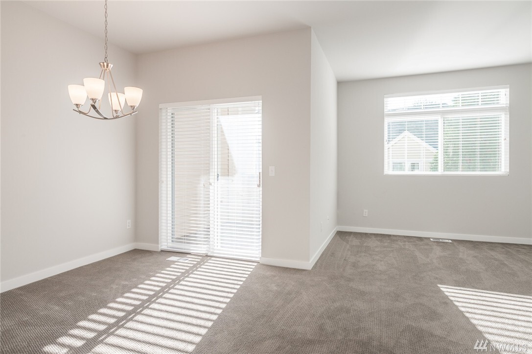 Property Photo:  6553 SE Cougar Mountain Wy  WA 98006 