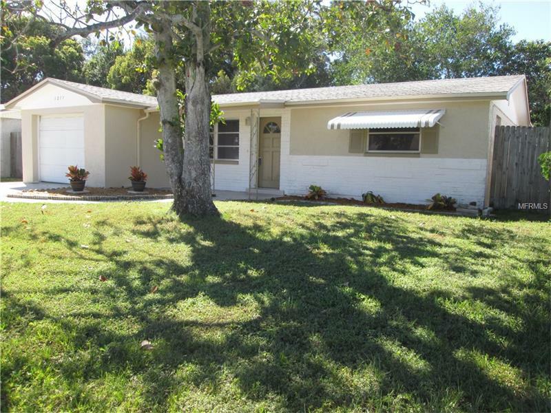 Property Photo:  1277 Chelsea Lane  FL 34691 