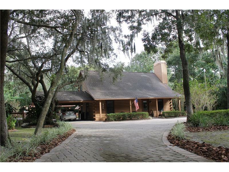 Property Photo:  7204 Valrie Lane  FL 33569 