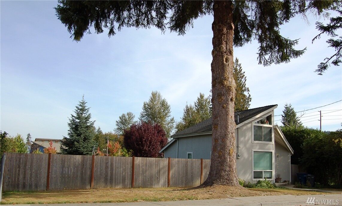 Property Photo: 32302 E Morrison St WA 98014