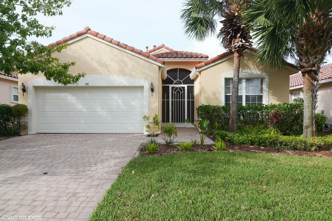 Property Photo:  381 NW Springview Loop  FL 34986 