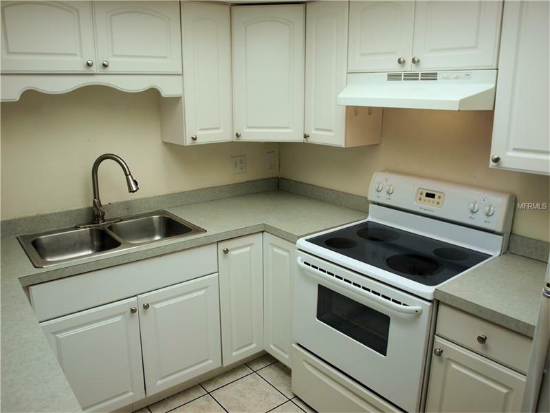 Property Photo:  400 Base Avenue E 211  FL 34285 