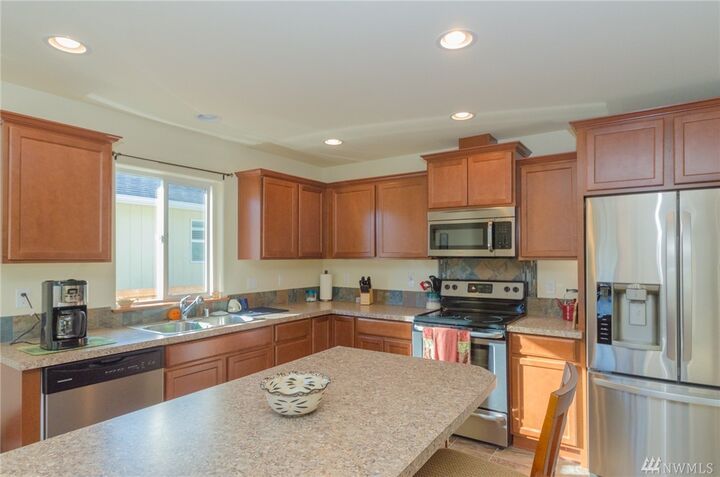 Property Photo:  20233 White Rock Lp SW  WA 98531 