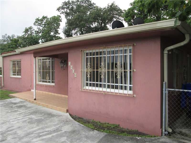 Property Photo:  1010 NW 30th Ave  FL 33125 
