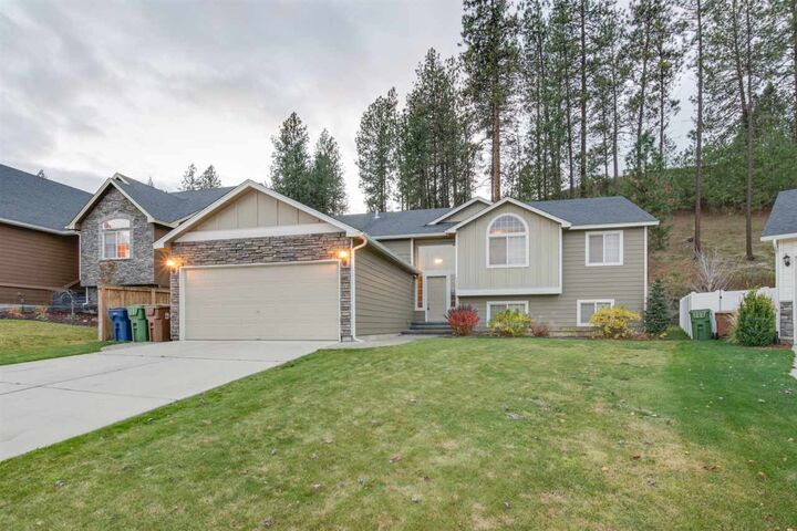 5906 S Bernard  Spokane WA 99224 photo