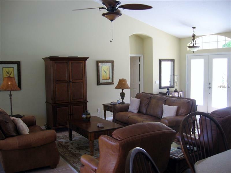 Property Photo:  787 Bridle Oaks Drive  FL 34292 