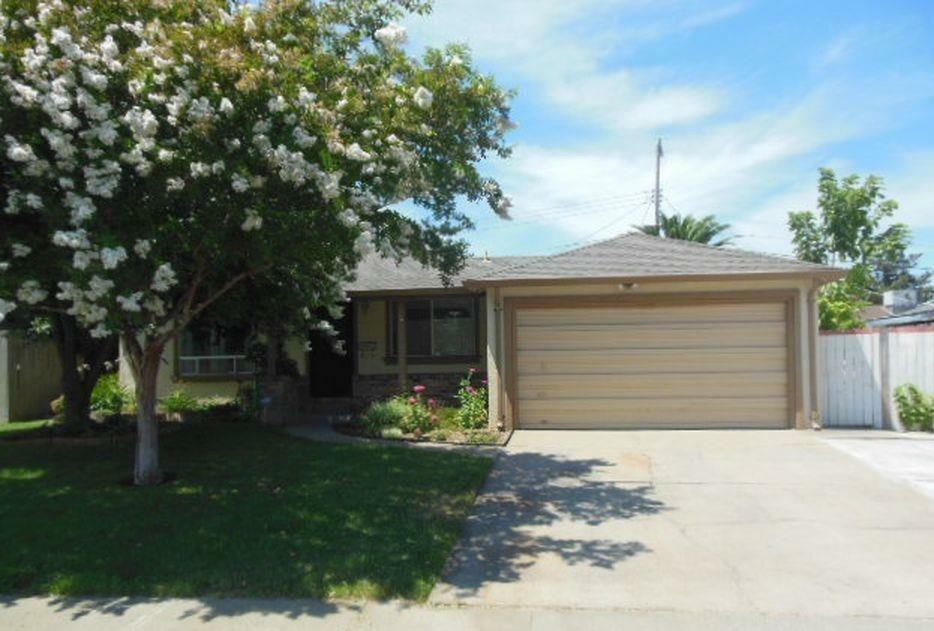 Property Photo:  6220 Welty Way  CA 95824 