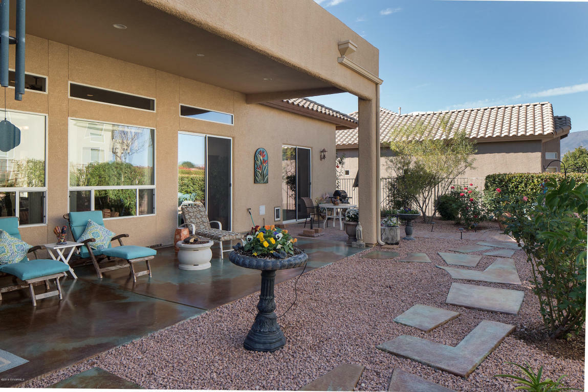 Property Photo: 5670 E La Privada Drive AZ 86325