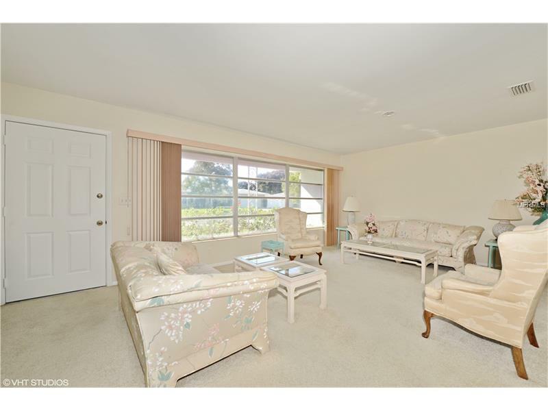 Property Photo: 2199 Sunset Circle FL 33774