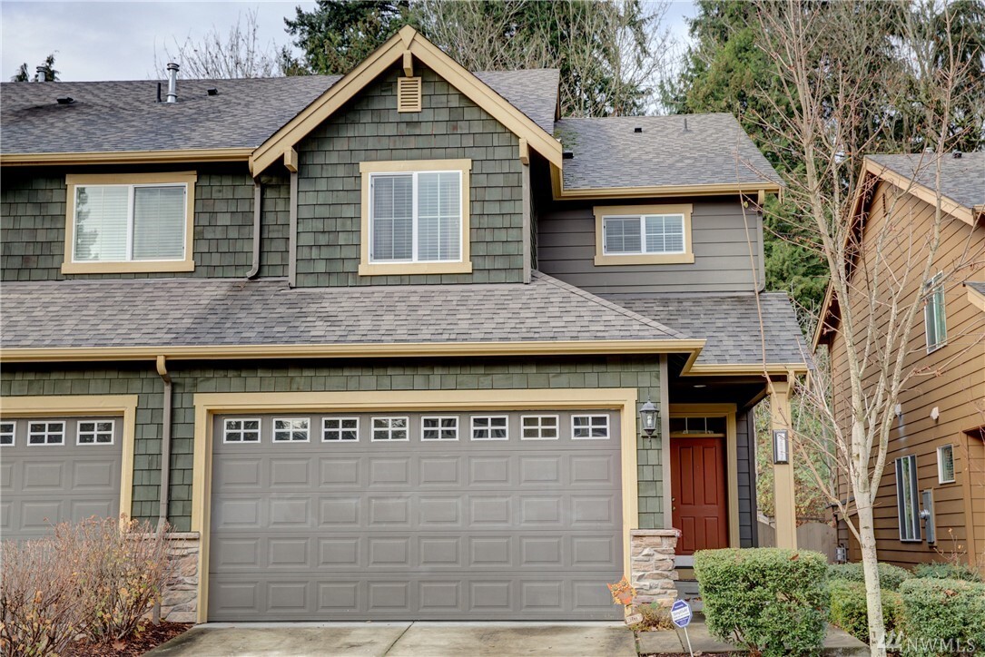 Property Photo: 4537 185th Ave SE WA 98027