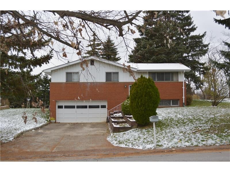 Property Photo:  125 Convair Drive  PA 15108 