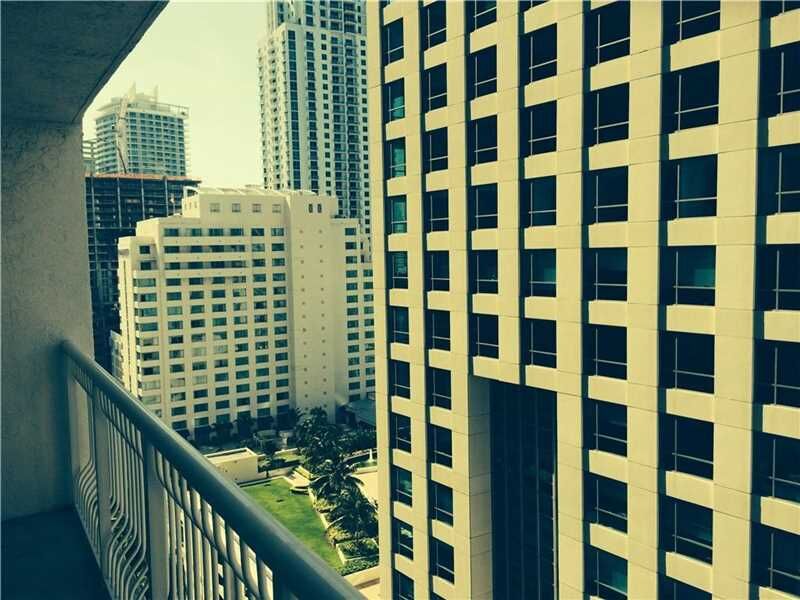 Property Photo:  1200 Brickell Bay Dr 2304  FL 33131 