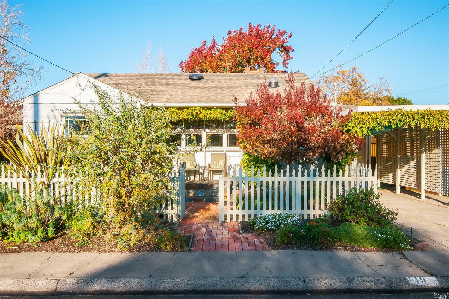 Property Photo: 19 Averye Way CA 94952