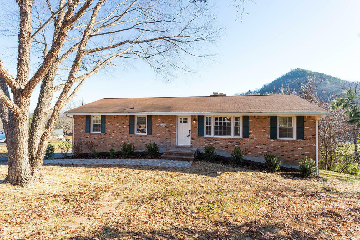 1707 Bridle Ln  Roanoke VA 24018 photo