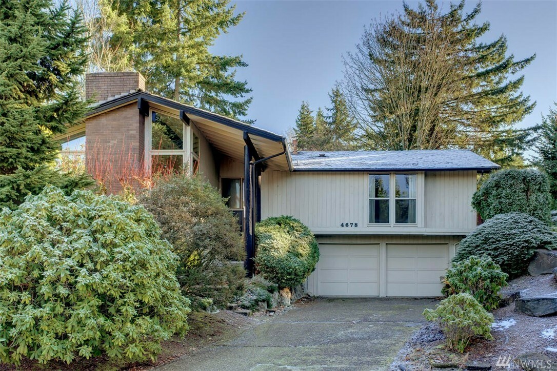 Property Photo:  4678 150th Place SE  WA 98006 