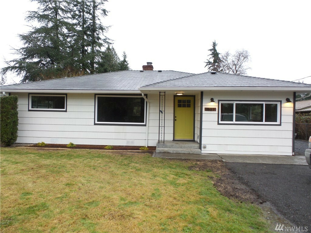 Property Photo:  1527 Plisko Lane SW  WA 98366 