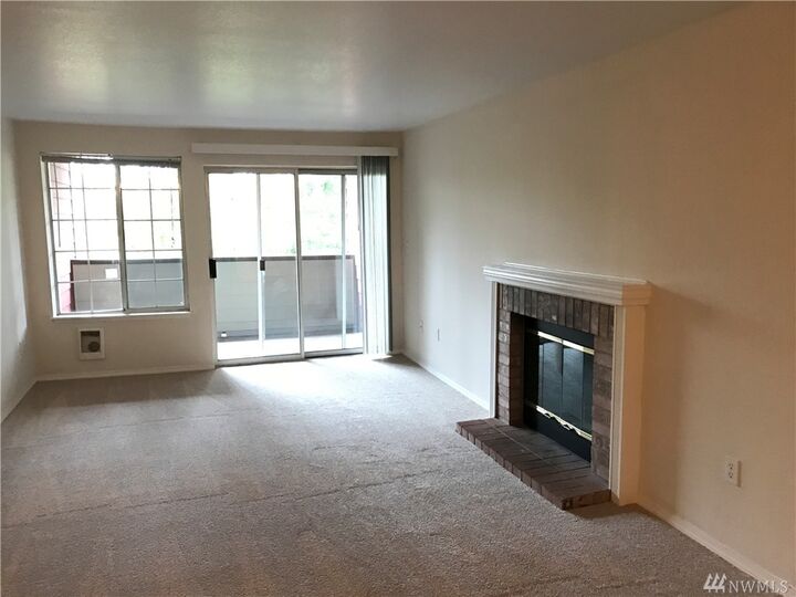 Property Photo:  15433 Country Club Dr G-307  WA 98012 