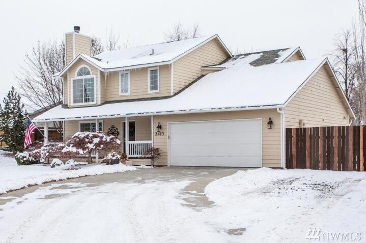 Property Photo:  2413 Plateau Place  WA 98802 