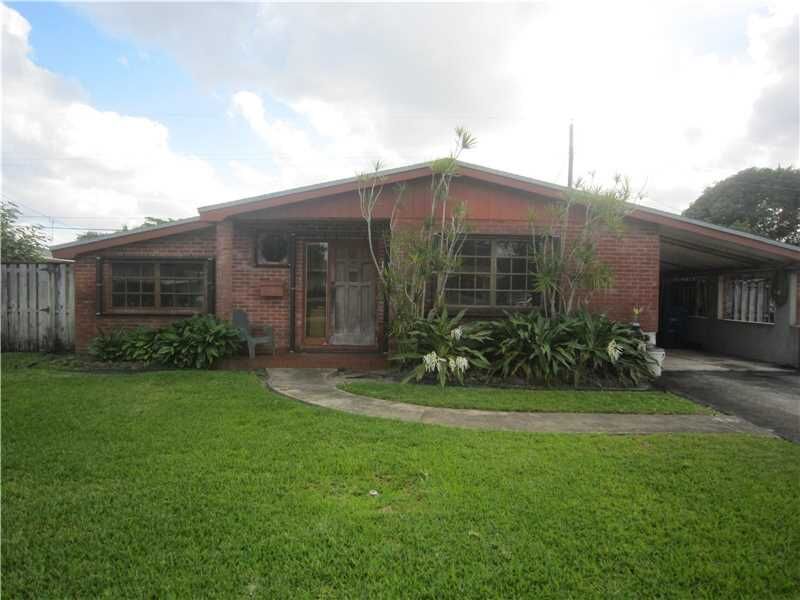 Property Photo: 7660 Ramona St FL 33023