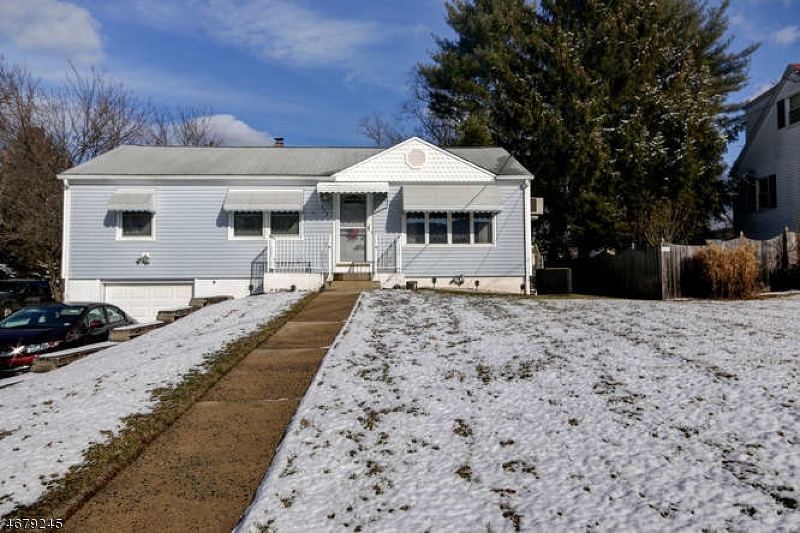 Property Photo:  113 Crestwood Ave  NJ 08876 