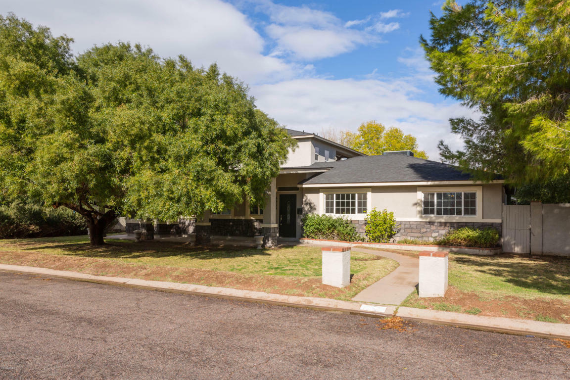 Property Photo: 4956 E Clarendon Avenue AZ 85018