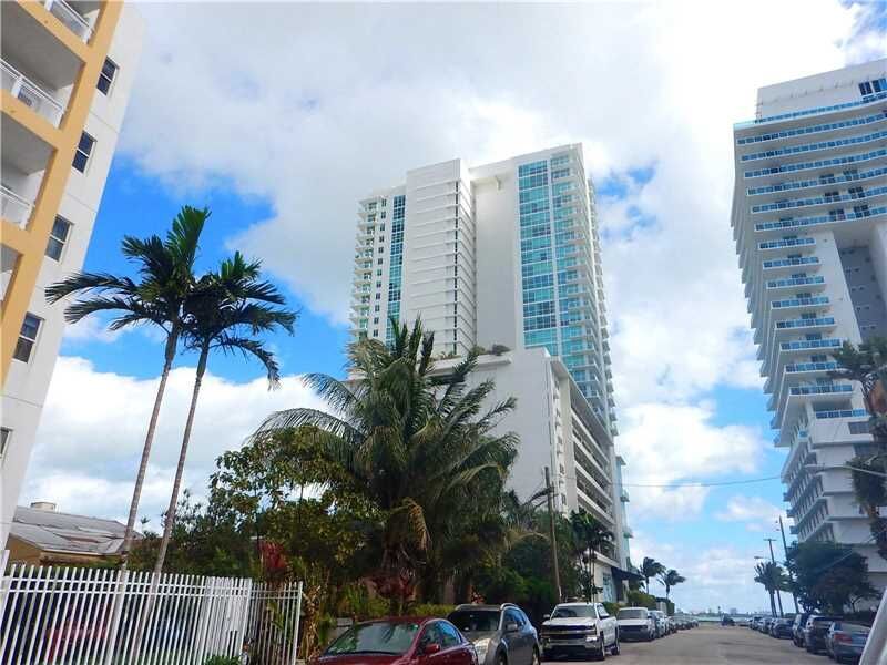 Property Photo:  665 NE 25th St 404  FL 33137 