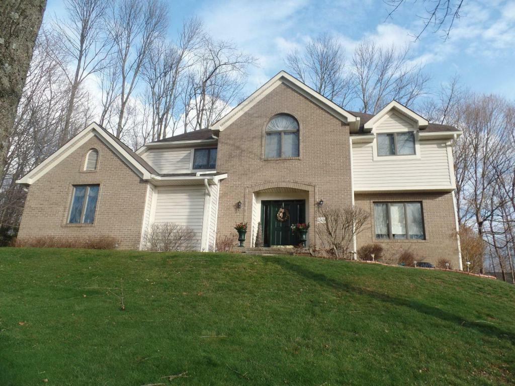 Property Photo: 1278 Brittany E Hills OH 43055