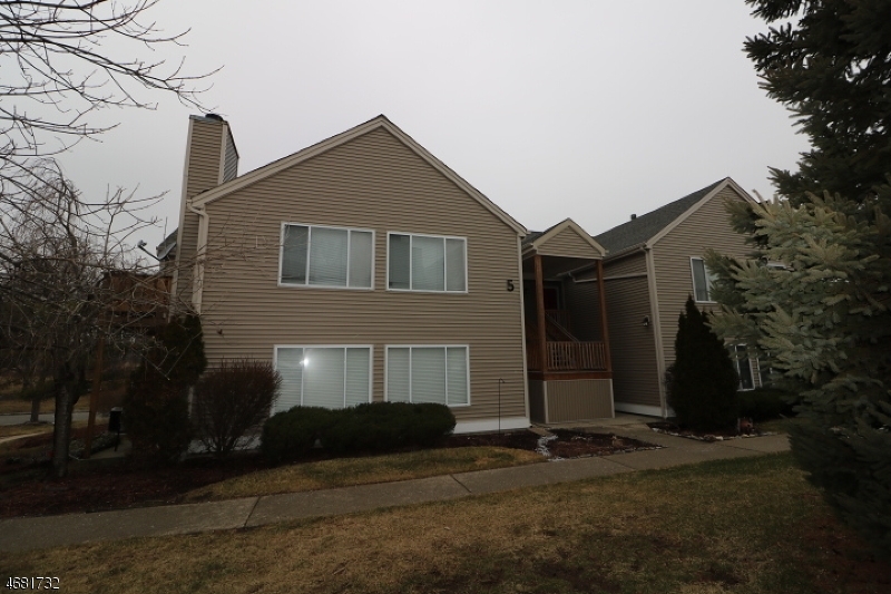 Property Photo:  57 Falcon Ridge Way N  NJ 07419 