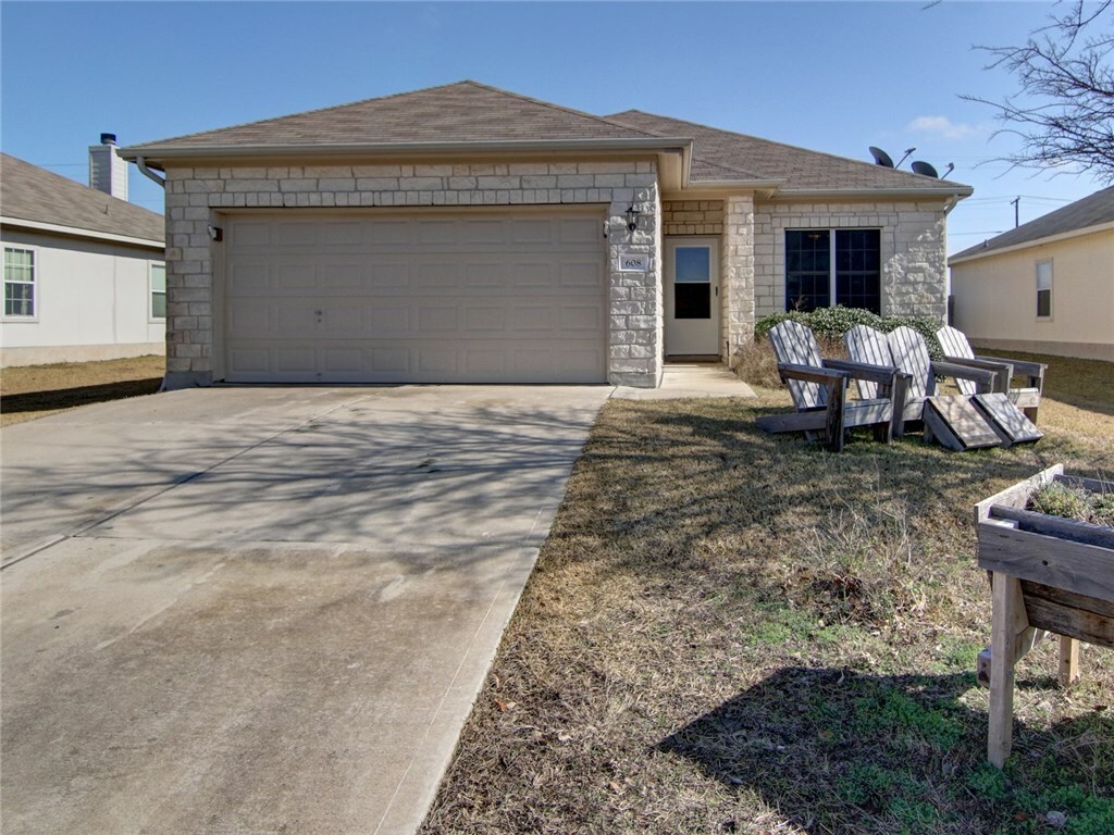 Property Photo:  608 Wiley Street  TX 78634 