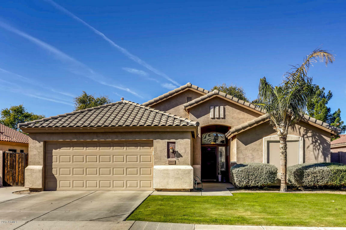 Property Photo:  2860 S Camellia Drive  AZ 85286 