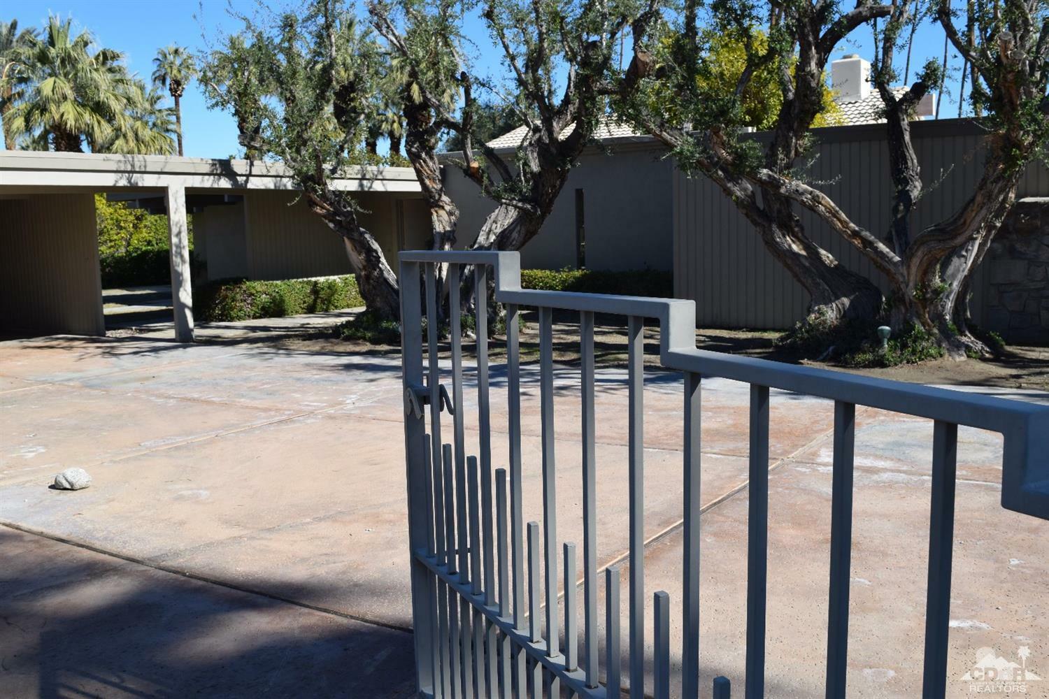 Property Photo:  39906 Morningside Drive  CA 92270 