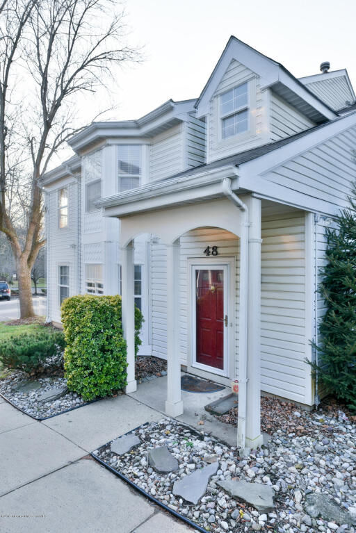 Property Photo:  48 Tulip Lane  NJ 07728 