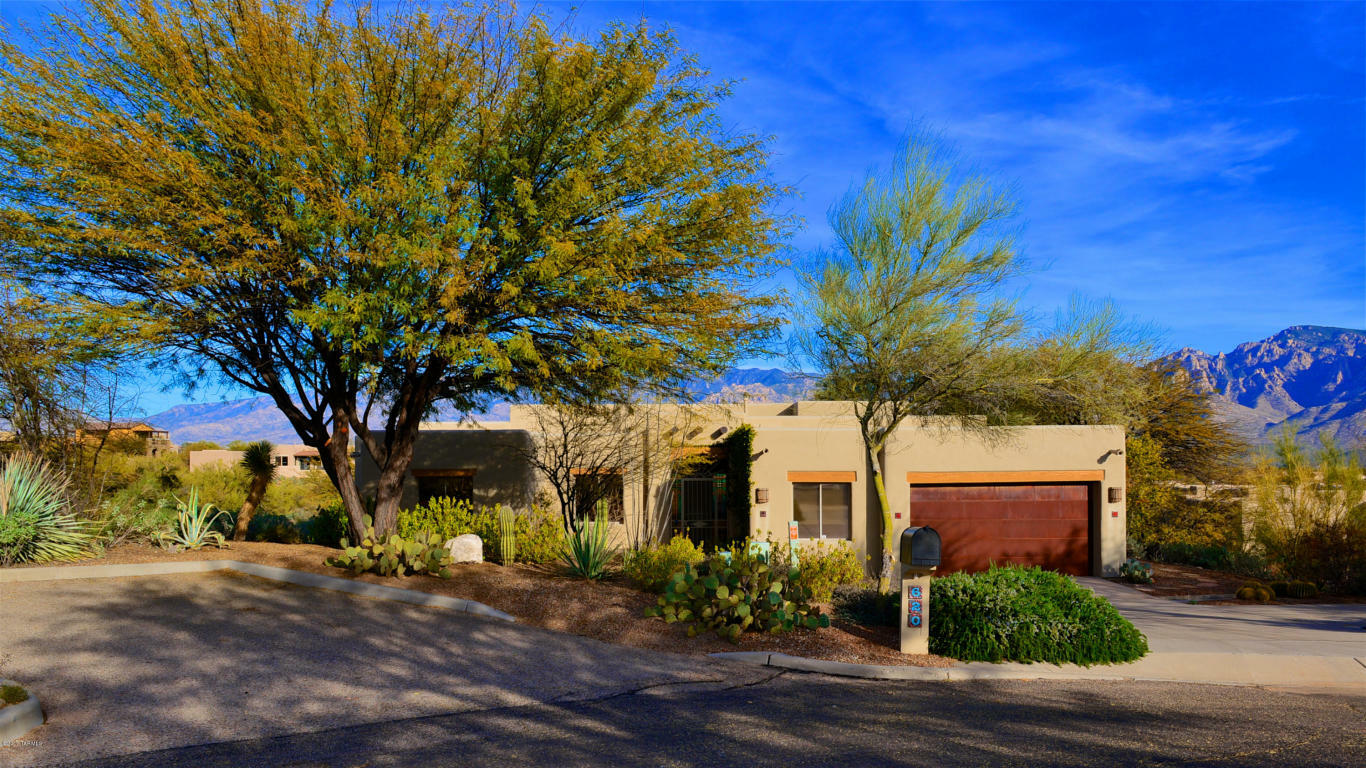 Property Photo:  620 W Kachina Ridge Place  AZ 85755 