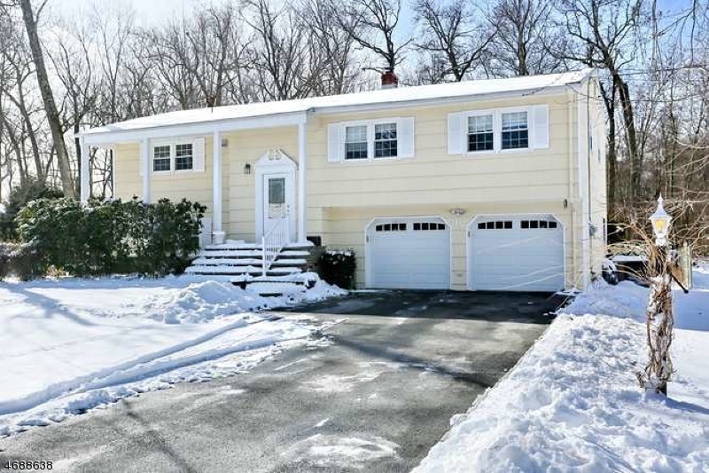 Property Photo: 32 Evergreen Dr NJ 07035