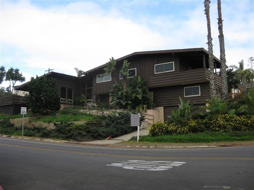 1407 Santa Barbara Street  San Diego CA 92107 photo