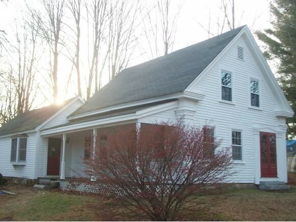 Property Photo:  7 Newton Junction  NH 03848 