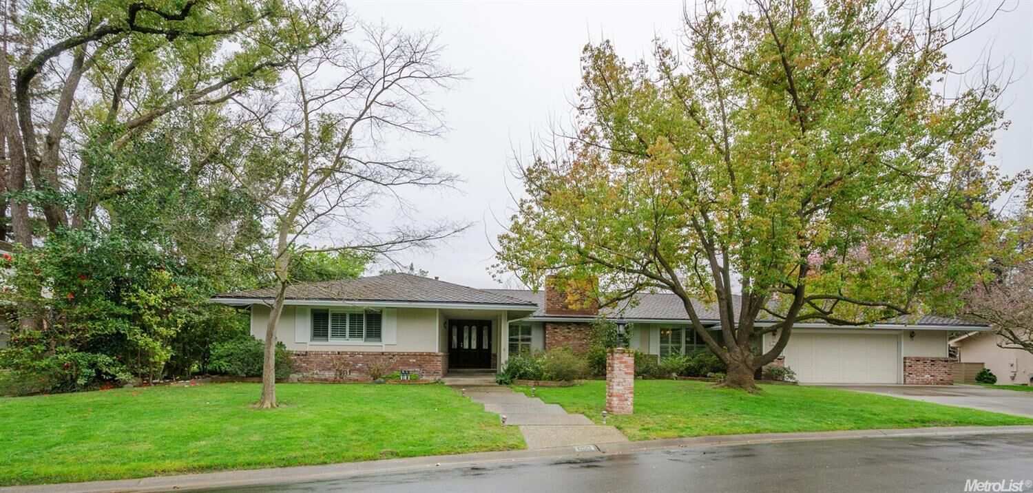 Property Photo: 659 Lake Wilhaggin Drive CA 95864