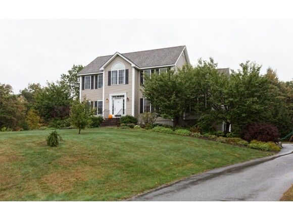 Property Photo:  19 Preston Way  NH 03032 