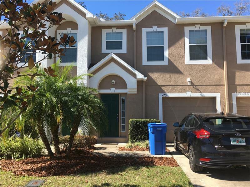 Property Photo: 4706 Ashburn Pond Way FL 33610