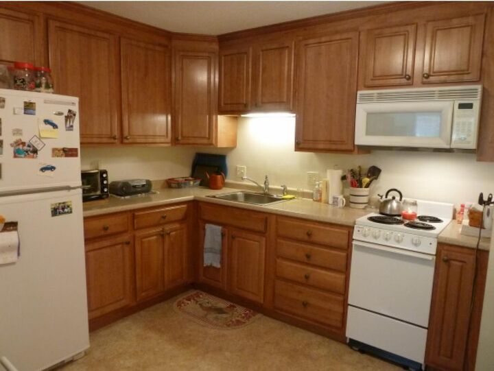 Property Photo: 8 St. James Place U801 Place 801 NH 03062
