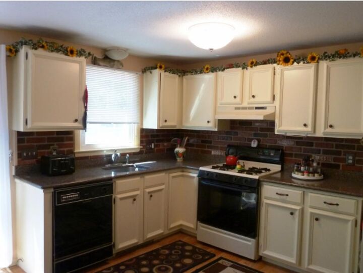 Property Photo:  18 Riversedge Dr. 18  NH 03051 