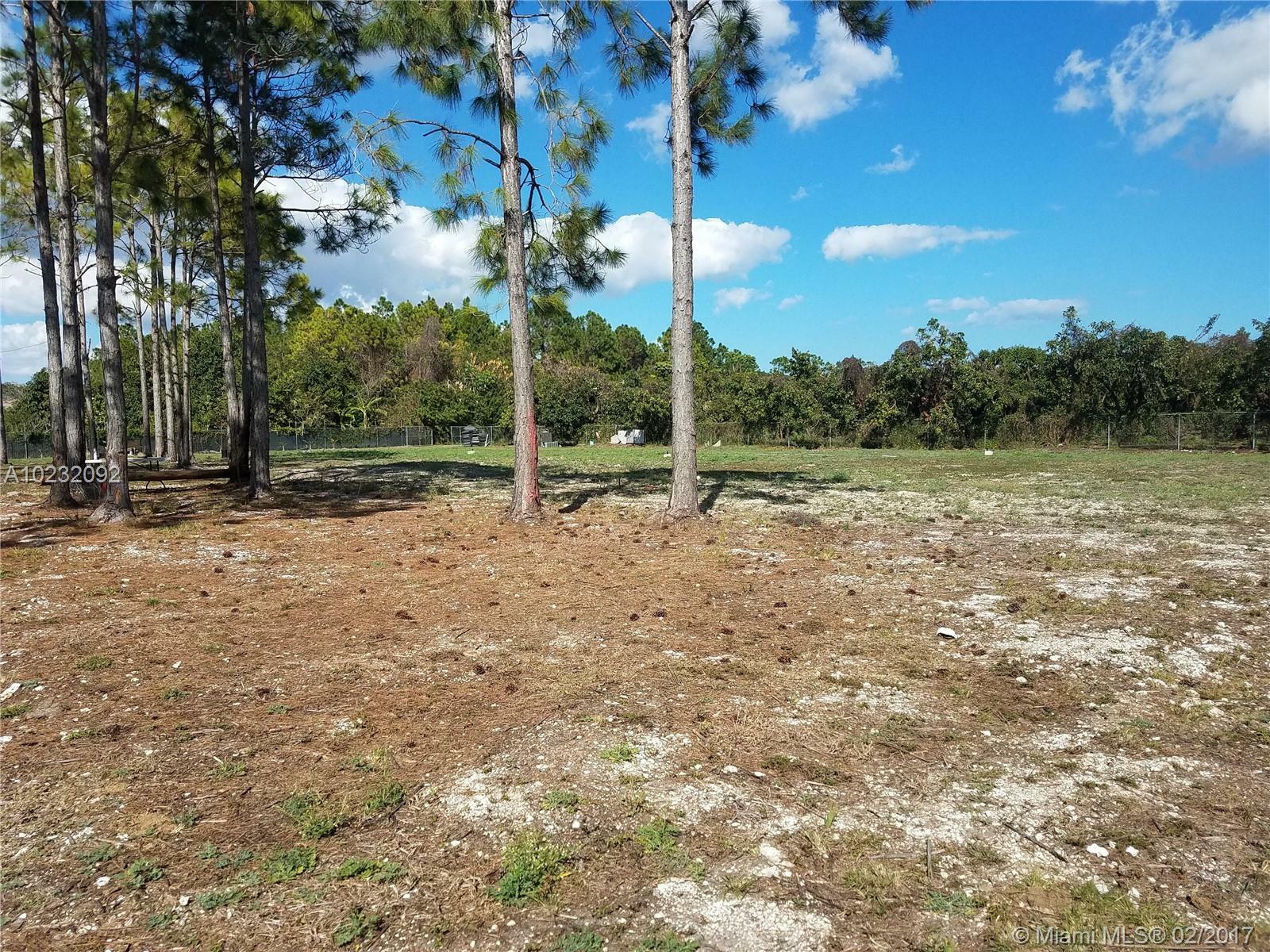 Property Photo:  18600 SW 148 Ave  FL 33187 