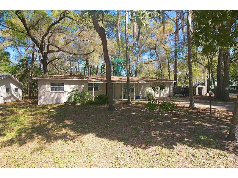 Property Photo: 823 1st Street FL 32701