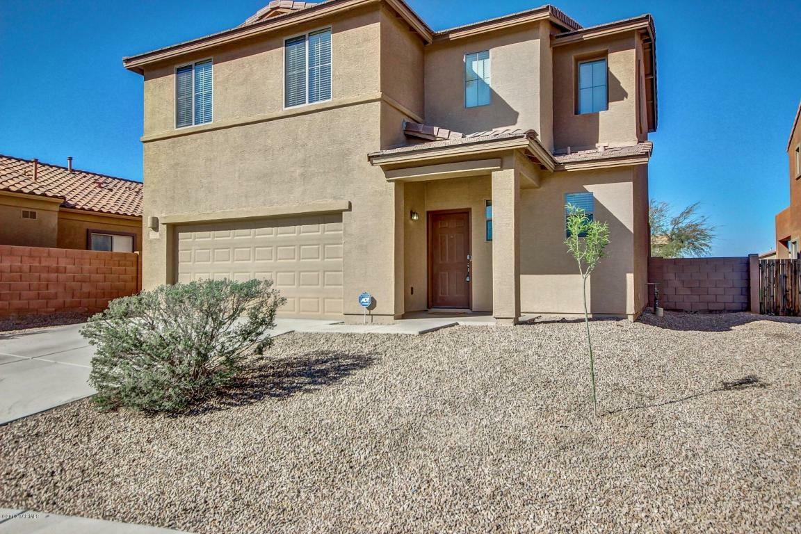 Property Photo: 12971 N Sabal Palm Way AZ 85653