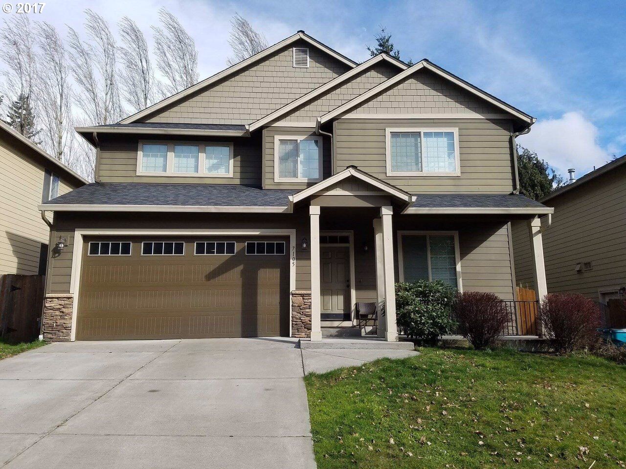 Property Photo:  7105 NE 28th Ave  WA 98665 