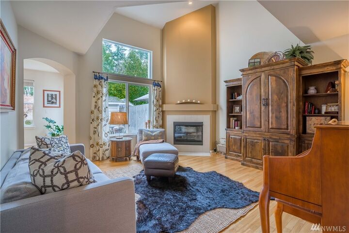 Property Photo: 11534 SE 221st Place WA 98031