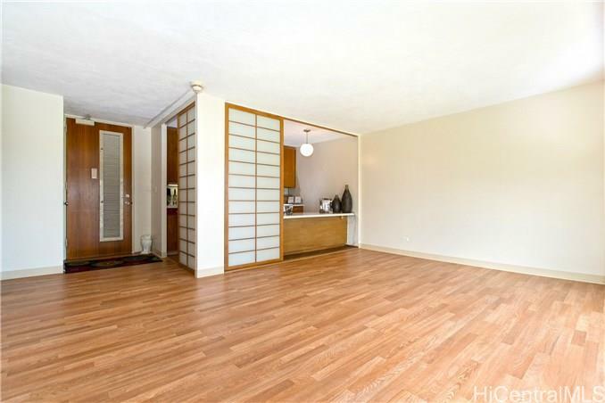 Property Photo:  1511 Nuuanu Avenue 822  HI 96817 